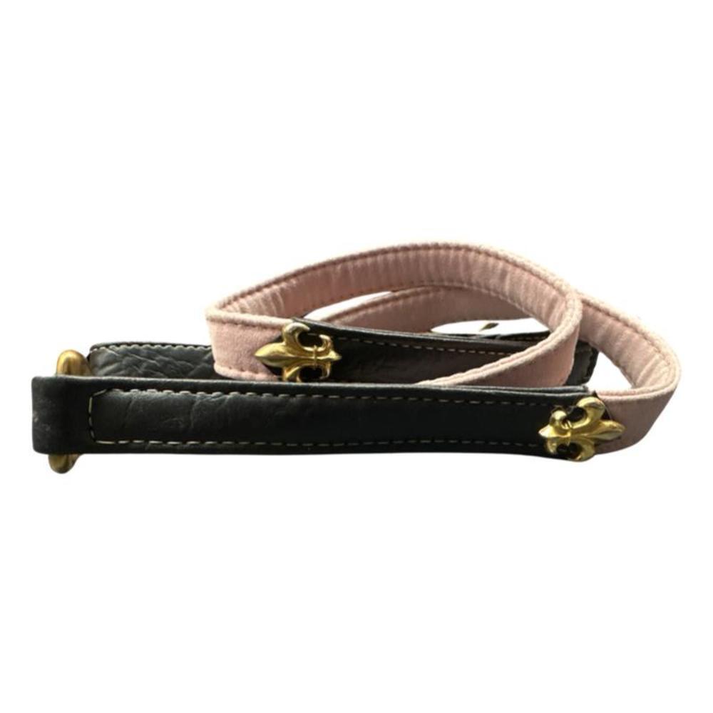 Elegance in Pink - Vegan Leather Quilted Dog Leash 4' - Picture 5 of 5